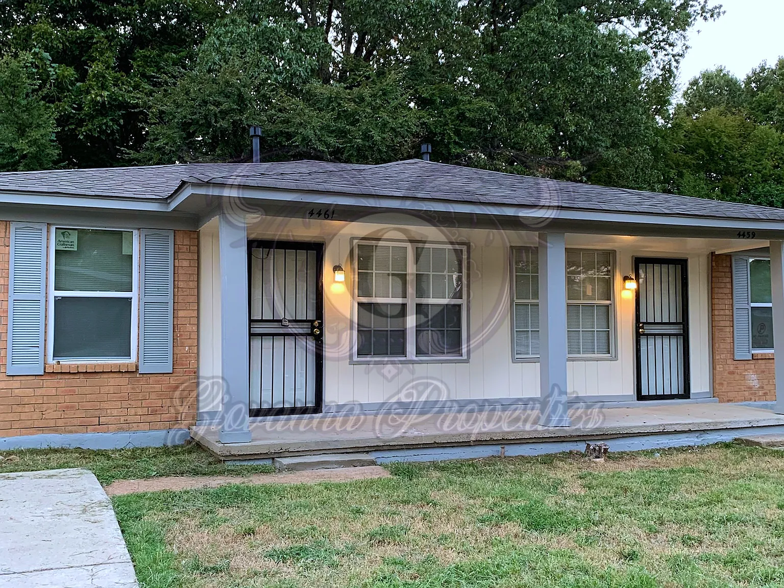 Duplex - Sumners Wells — Photo 2