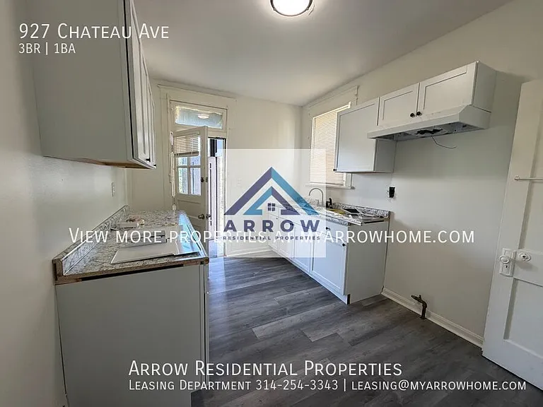 927 Chateau Ave — Photo 9