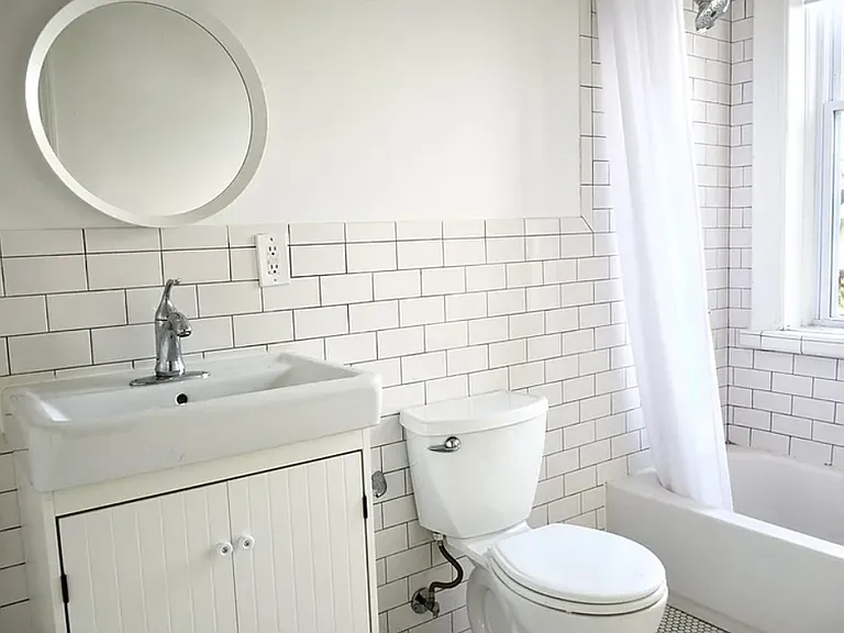 692 Bergen Ave #3 — Photo 5