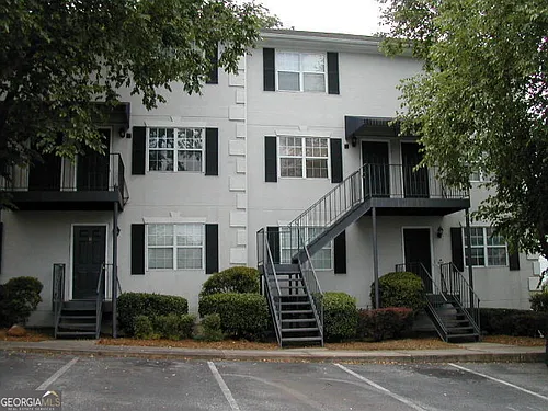 188 Williams St Photo 1