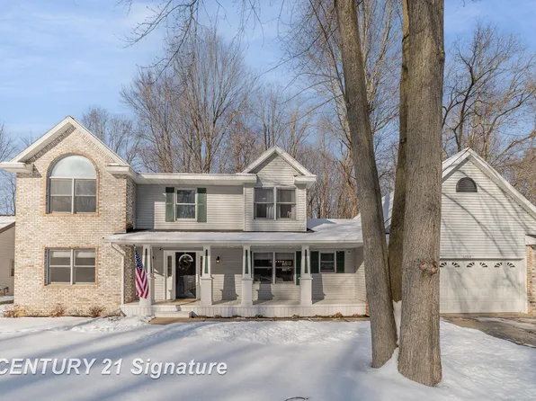 12384 Whisper Ridge Dr, Freeland, MI 48623