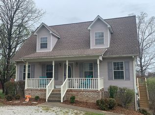 12 Salem Ln, Lawrenceburg, TN 38464