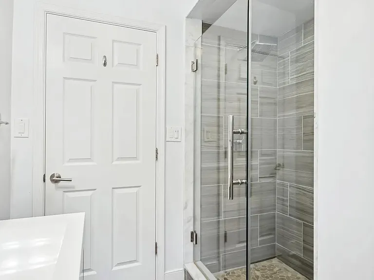 915 S 18th St #2 — Photo 9