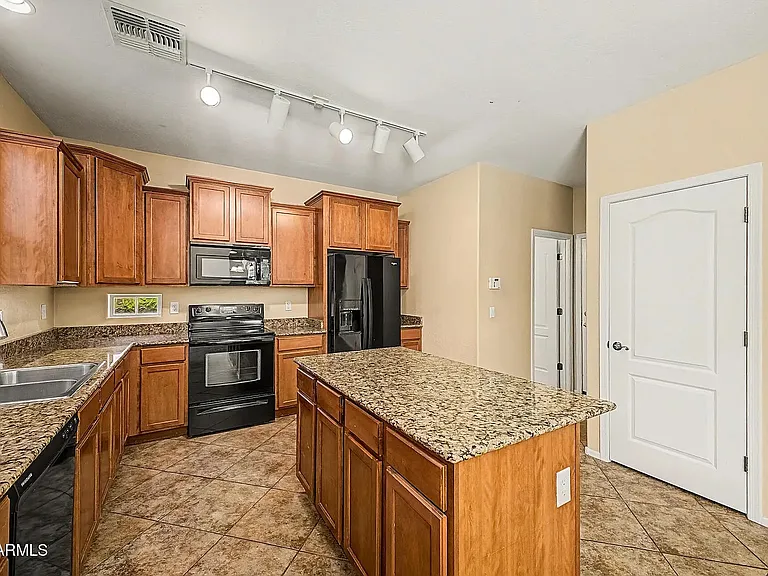4342 E Carla Vista Dr — Photo 29