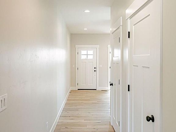 2nd image of 572 Zions St