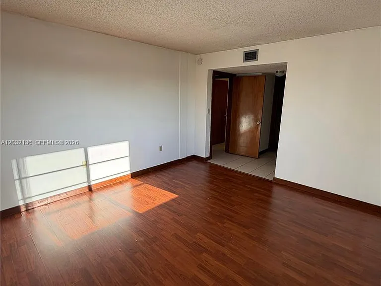 605 NW 72nd Ave #509 — Photo 4