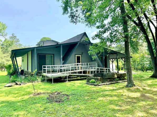 249 Salt Cave Dr, Greers Ferry, AR 72067
