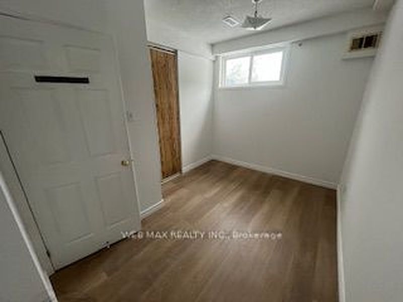 Peterborough House for rent - 5 Bedrooms — photo 30