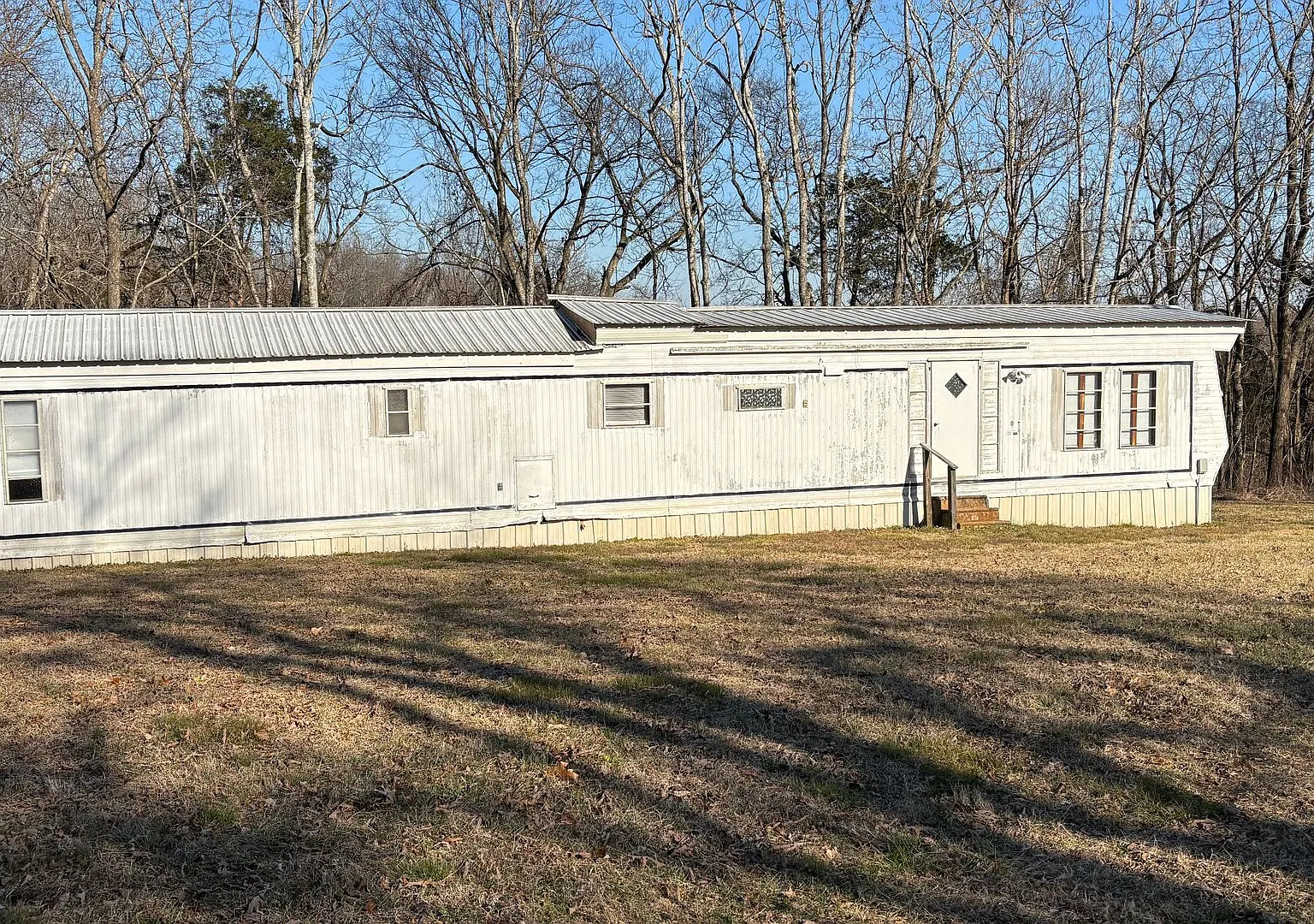 2 bedroom mobile home located in the rolling hills of Moore County. — Photo 1