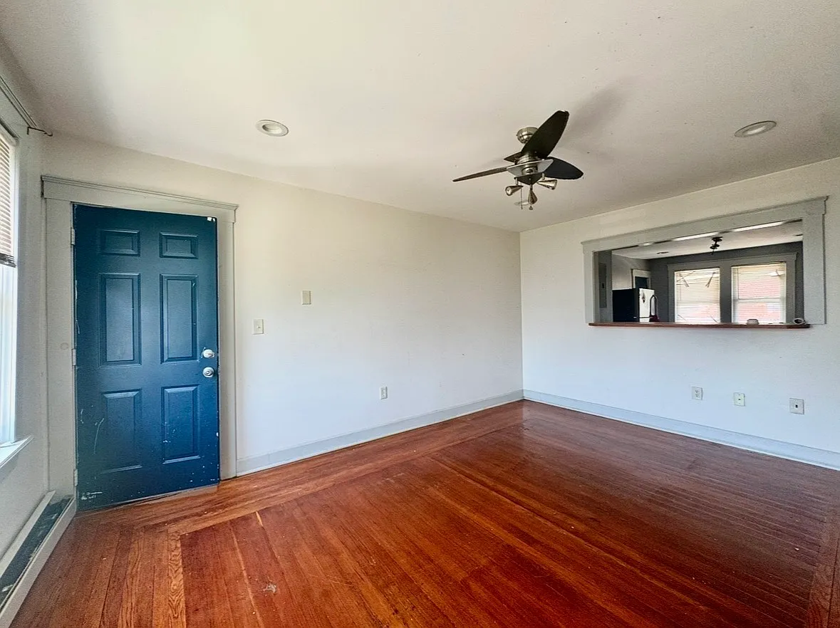 2 bed, 750 sqft, $1,700 — Photo 4