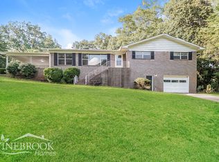 825 Ridge Lane Dr, Bessemer, AL 35020