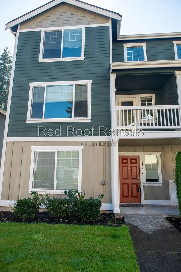 3 bed, 2.5 bath, 1618 sqft, $2,550 — Photo 3