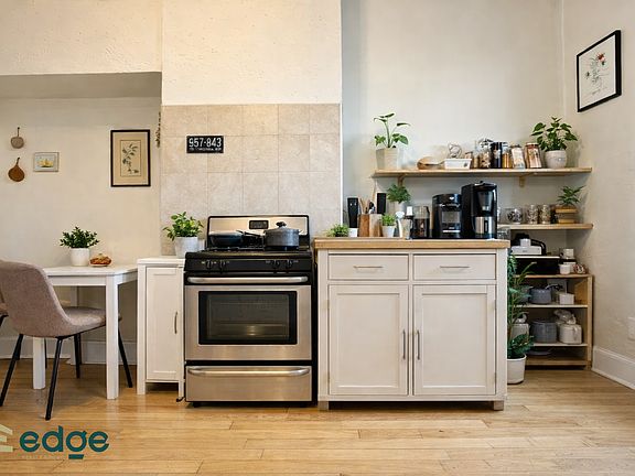 4th image of 191 Troutman St APT 1L