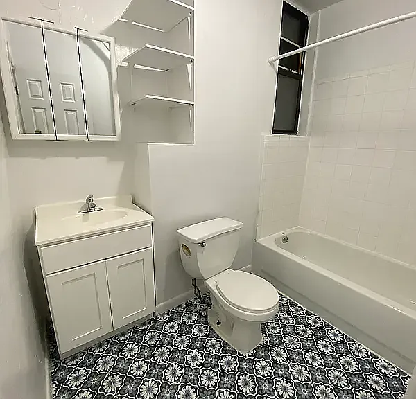 424 W 56th St #5 — Photo 9