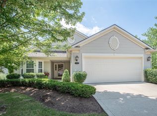 15370 Oak Hollow Ln, Strongsville, OH 44149