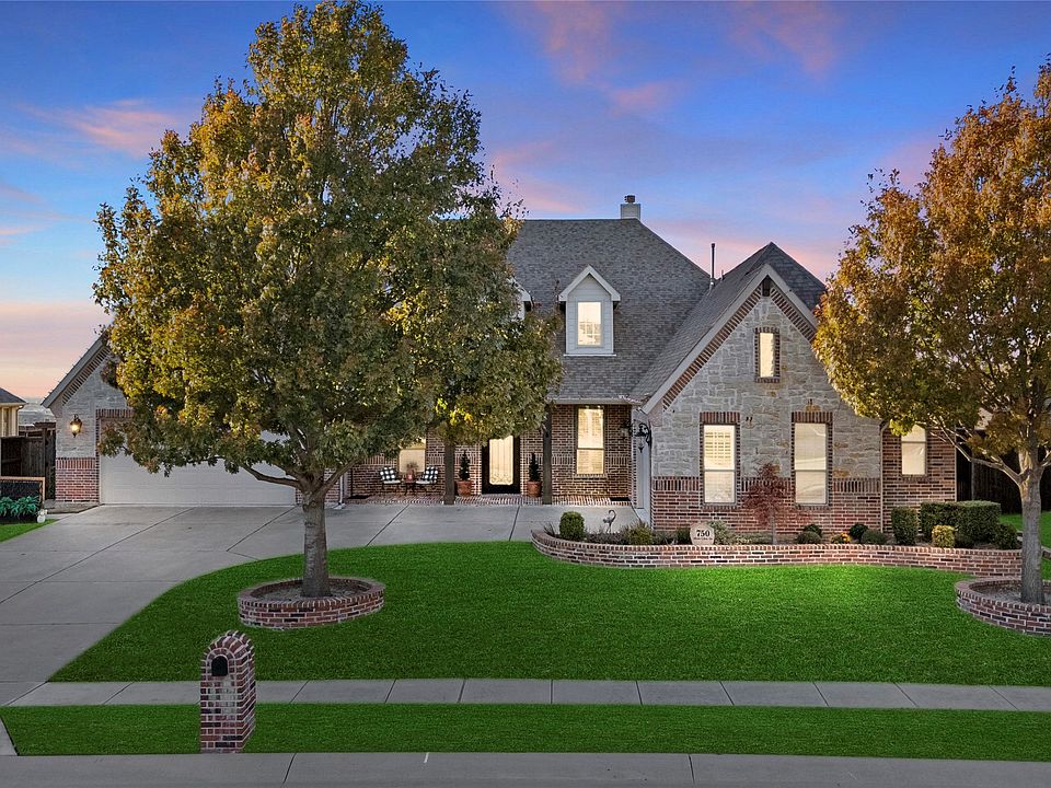 1st image of 750 Moss Glen Dr