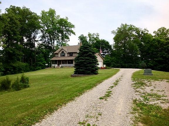 2nd image of 12422 Shiner Ln