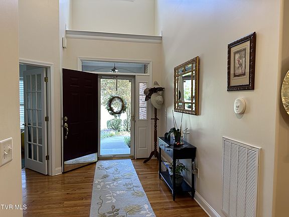 4th image of 1002 Hunters Lake Dr #0