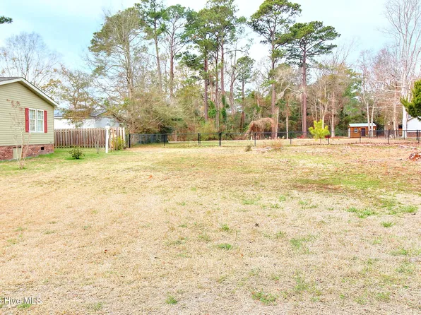 1880 Inland Drive SW, Ocean Isle Beach, NC 28469