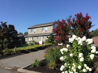 24 Imperial Dr, Miller Place, NY 11764
