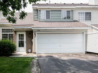 1950 Glenfield Ct, Eagan, MN 55122