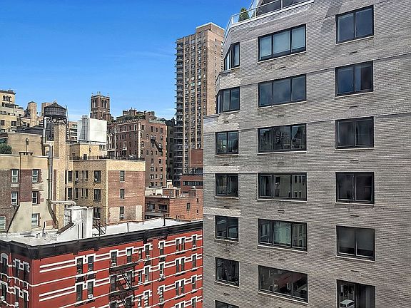 3rd image of 144 E 84th St APT 10E