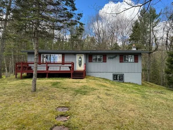 6660 W Kaubashine Rd, Hazelhurst, WI 54531