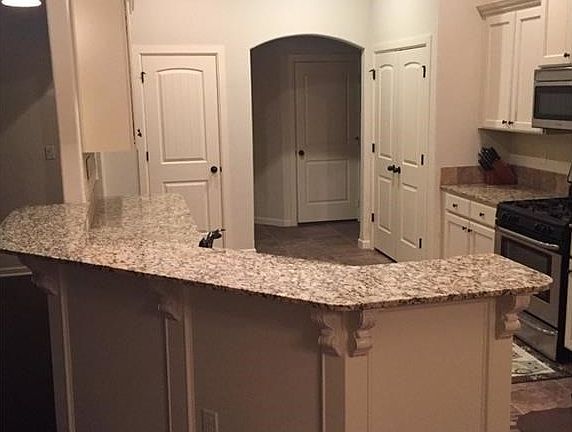 5th image of 2404 Bridlecreek