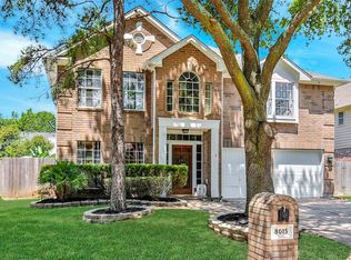 8015 Makaha Cir, Houston, TX 77095