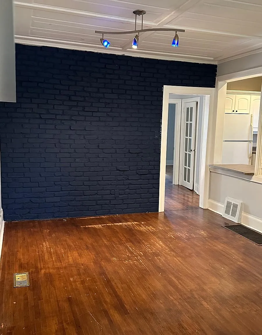 3 bed, $2,600 — Photo 2