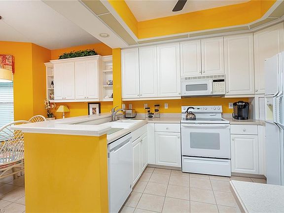 4th image of 24660 Canary Island Ct Unit 202