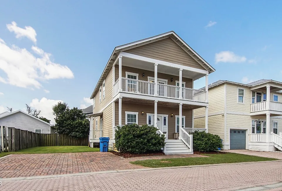 5806 Jasmine Ct