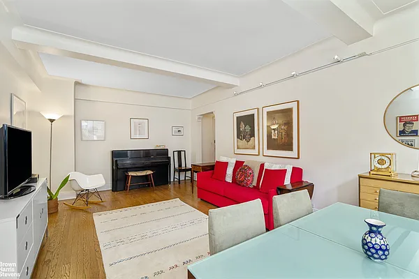 Sold by Brown Harris Stevens | media 9