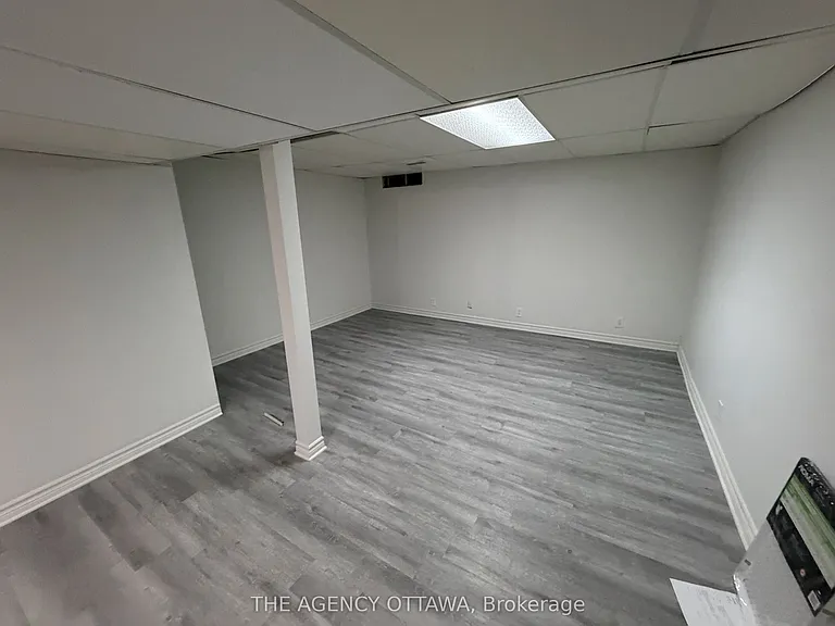 6351 Saint Louis Dr — Photo 15