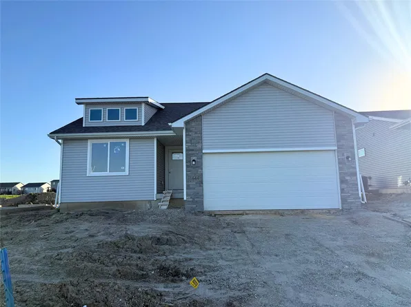 1644 NW Savannah Dr, Ankeny, IA 50023