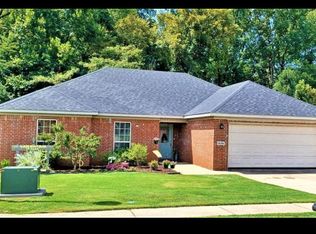 1656 White Oak Cir, Benton, AR 72019