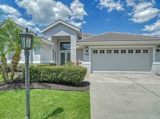 6240 Donnington Ct, Sarasota, FL 34238