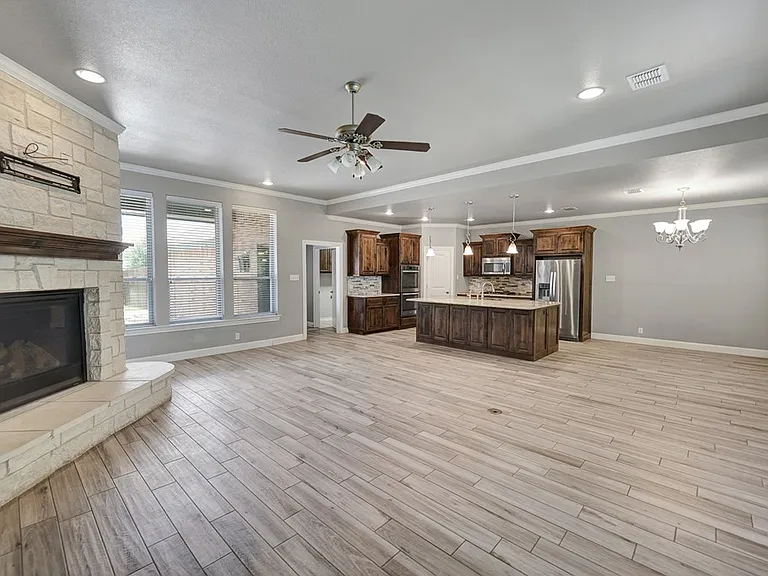 5907 Frio Dr — Photo 5