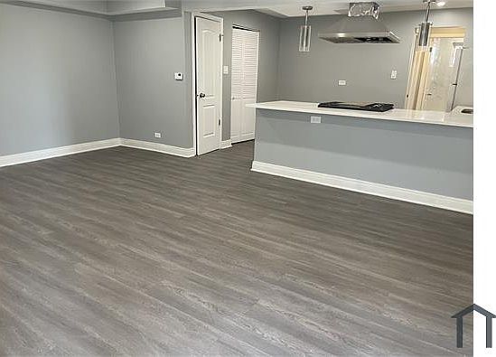 4th image of 8020 S Yates Blvd #3D