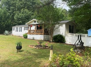 1610 Barnett Rd, Cross Hill, SC 29332