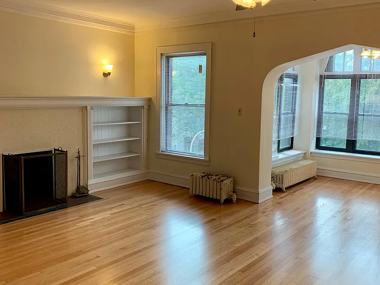5857 N Kenmore Ave #2 — Photo 10