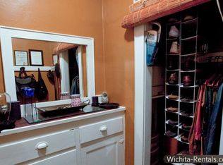 2606 E Douglas Ave #1, Wichita, KS 67214