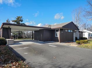 1701 Crestview Dr, New Albany, IN 47150