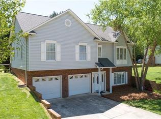 1155 Hummingbird Ln, Rock Hill, SC 29732