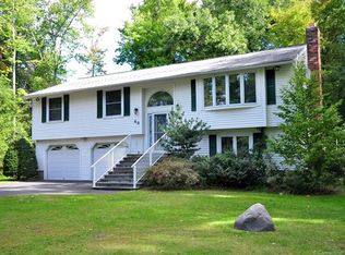 68 Kelly Ln, Granby, CT 06035