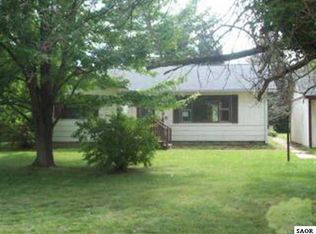 1935 Bock Dr, Owosso, MI 48867