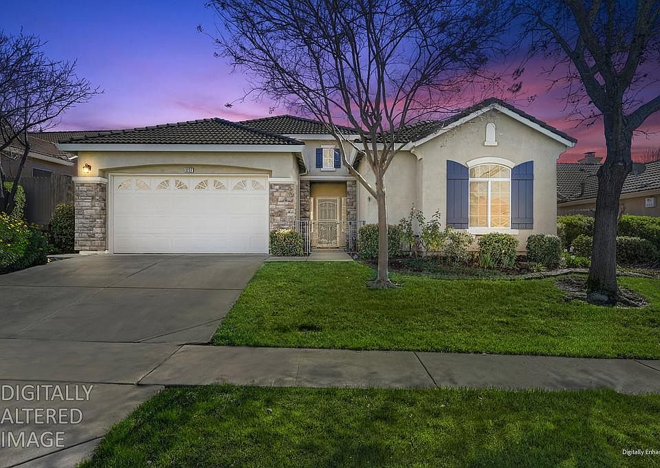 1st image of 3237 Four Seasons Dr
