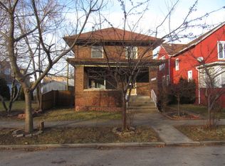 2452 Prairie St, Blue Island, IL 60406