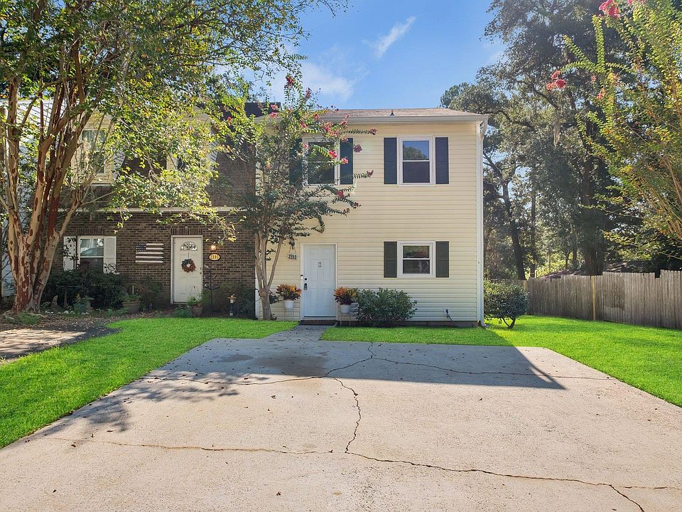 1st image of 2393 Gregory Dr