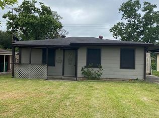 710 E Belmont St, Pasadena, TX 77506